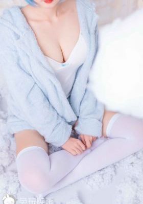 岳彩晶